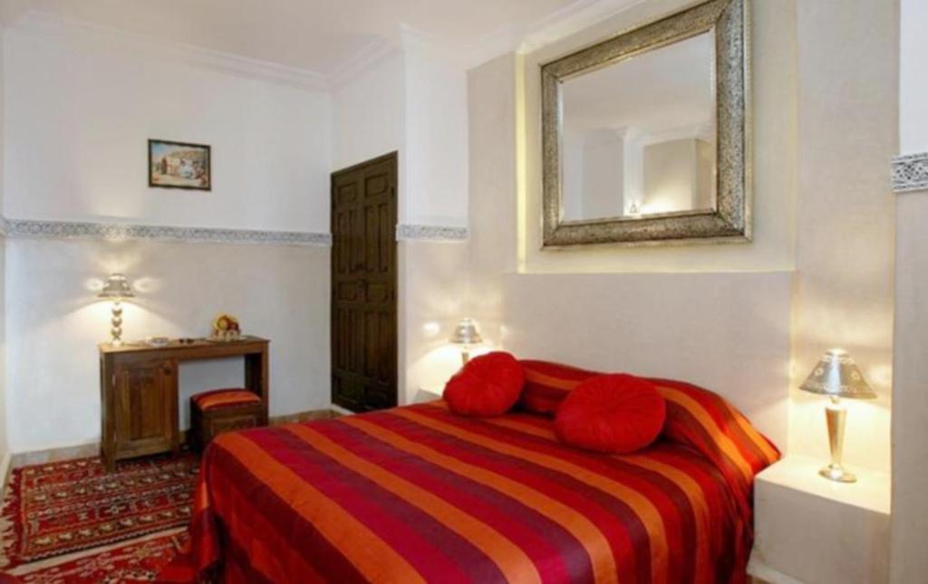 Riad El Noujoum Marraquexe Quarto foto